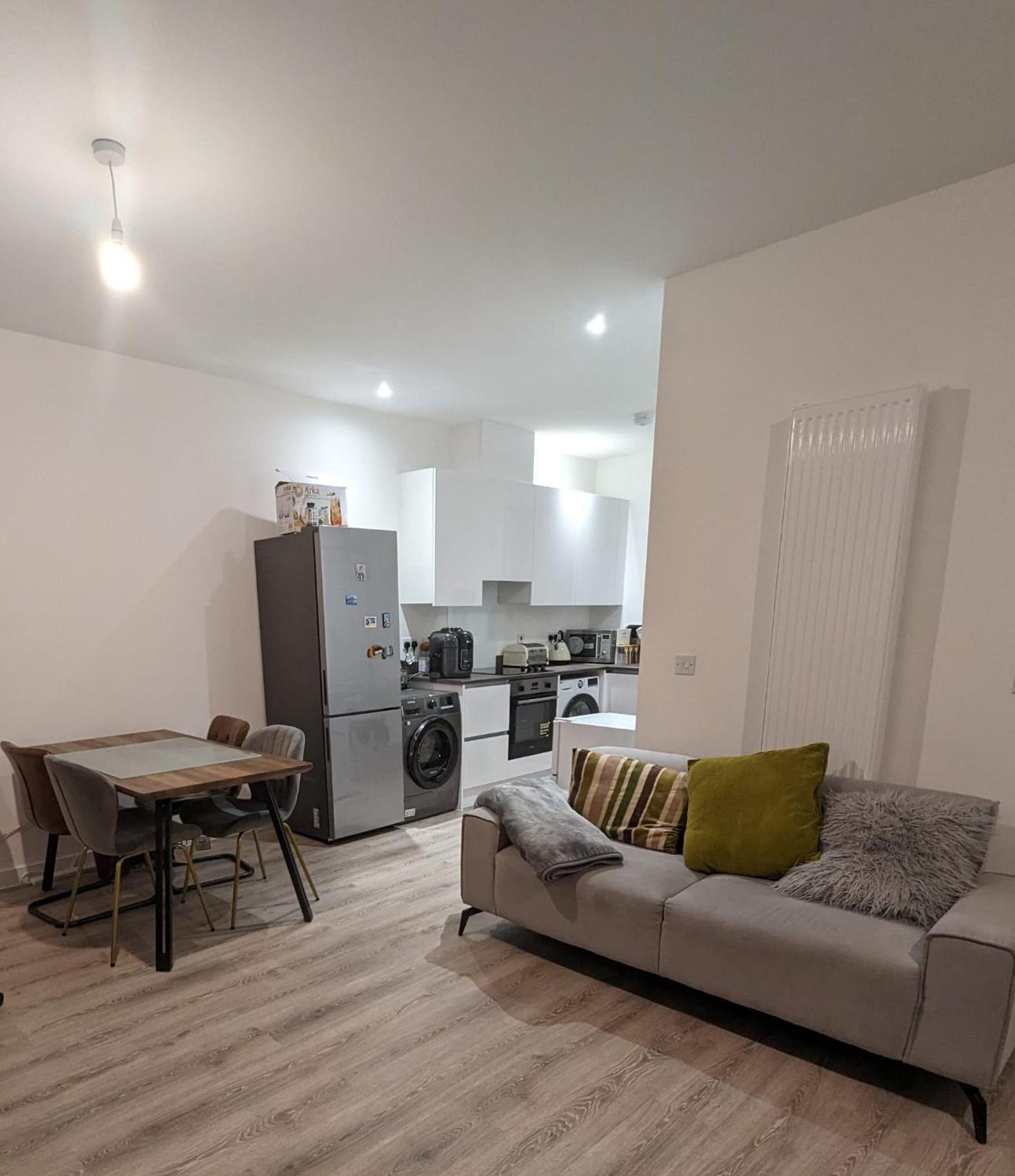 Contemporary Double Ensuite Room Birmingham Esterno foto
