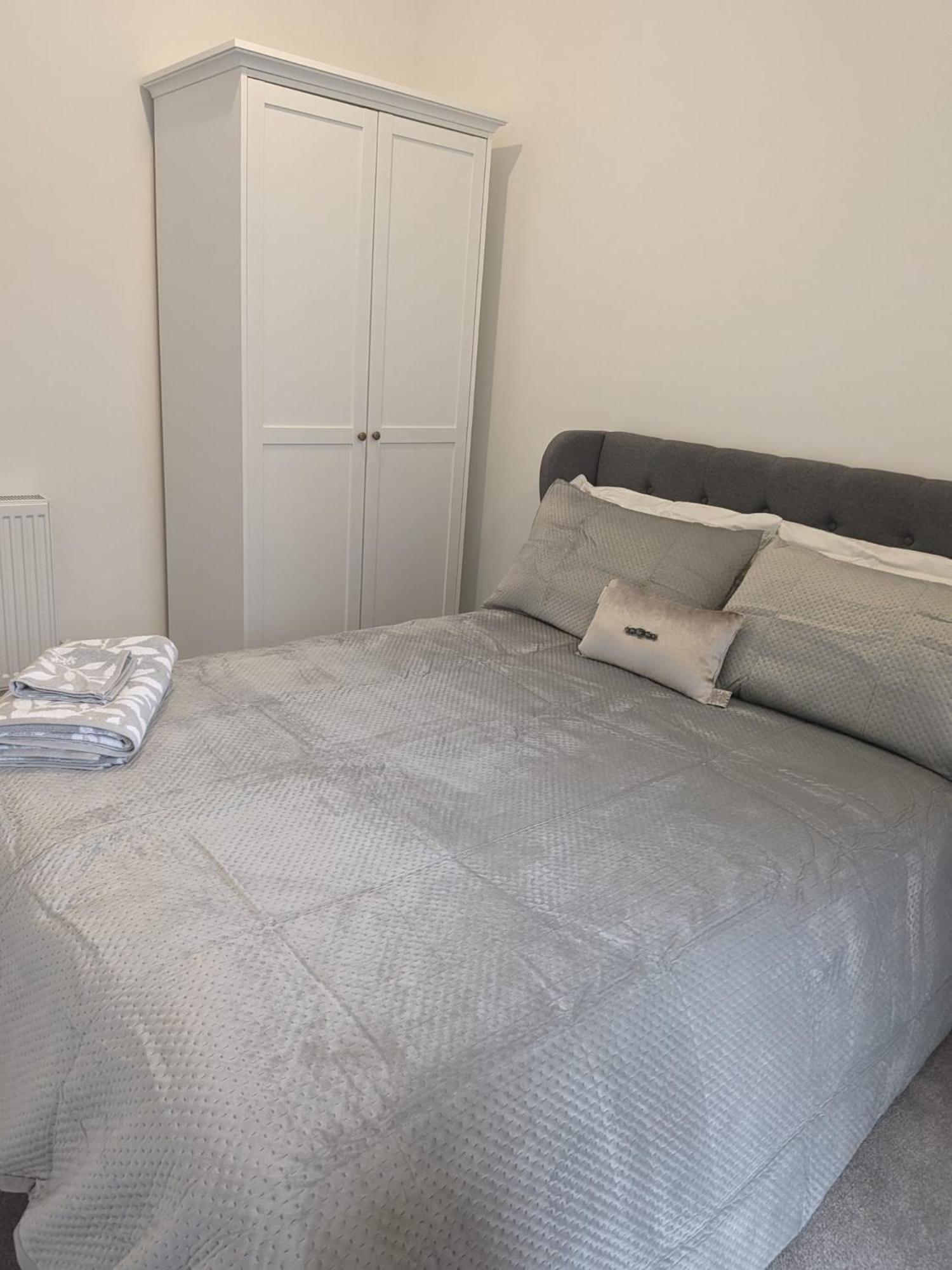 Contemporary Double Ensuite Room Birmingham Esterno foto
