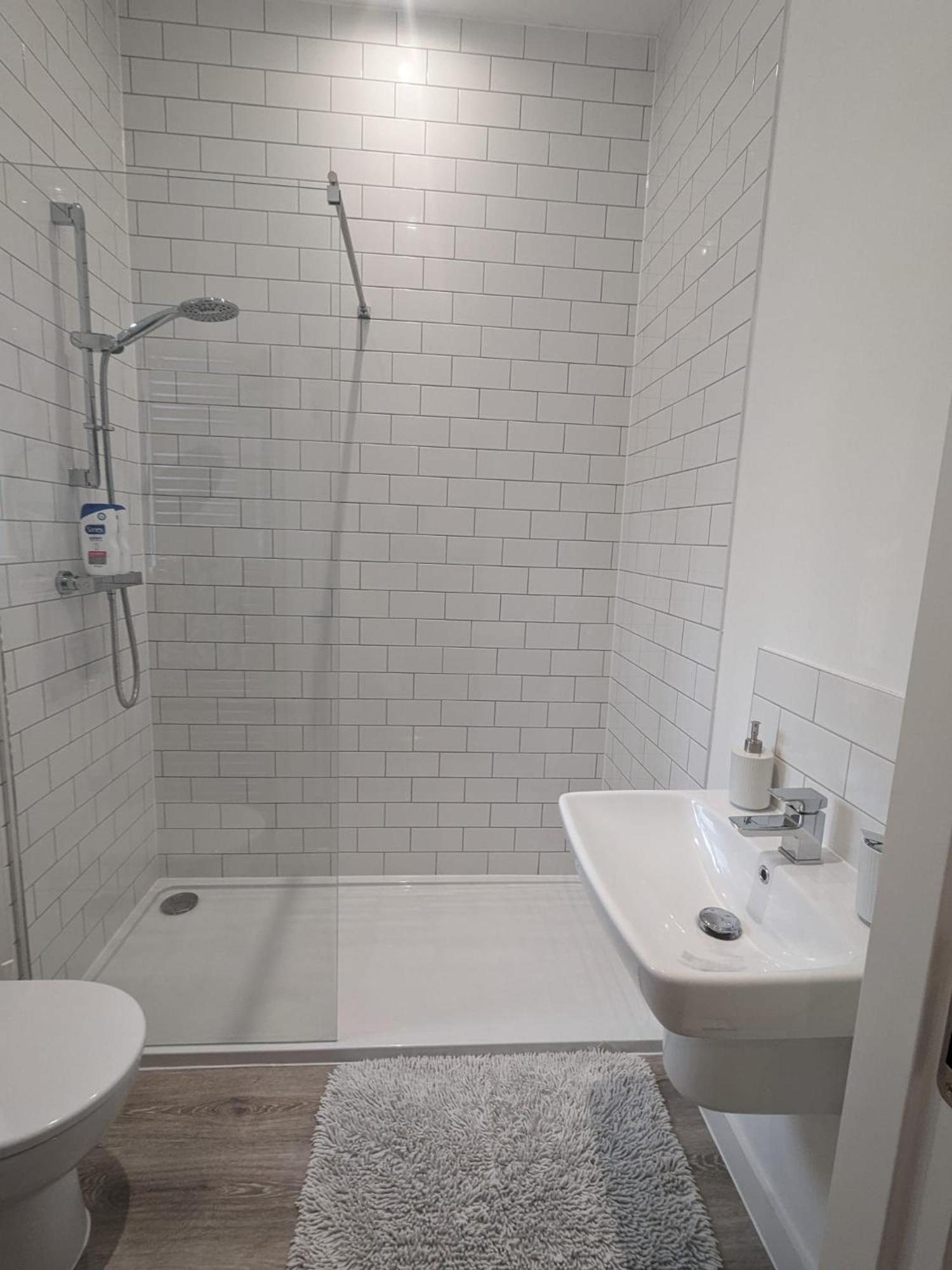 Contemporary Double Ensuite Room Birmingham Esterno foto